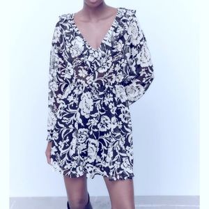 Zara, Floral print, ruffle dress | Size S| Black and White